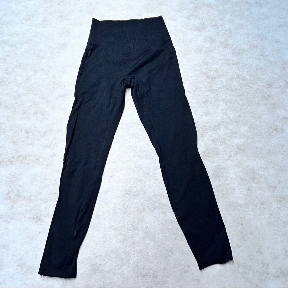 HALARA Slimming Black High-Waisted Yoga Leggings for Women