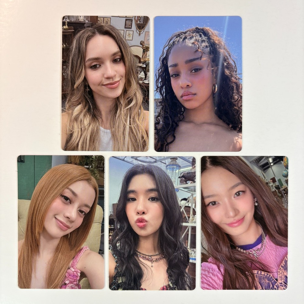 [KATSEYE] 1st Album SIS (Soft Is Strong) Soft Ver. Official Photocard