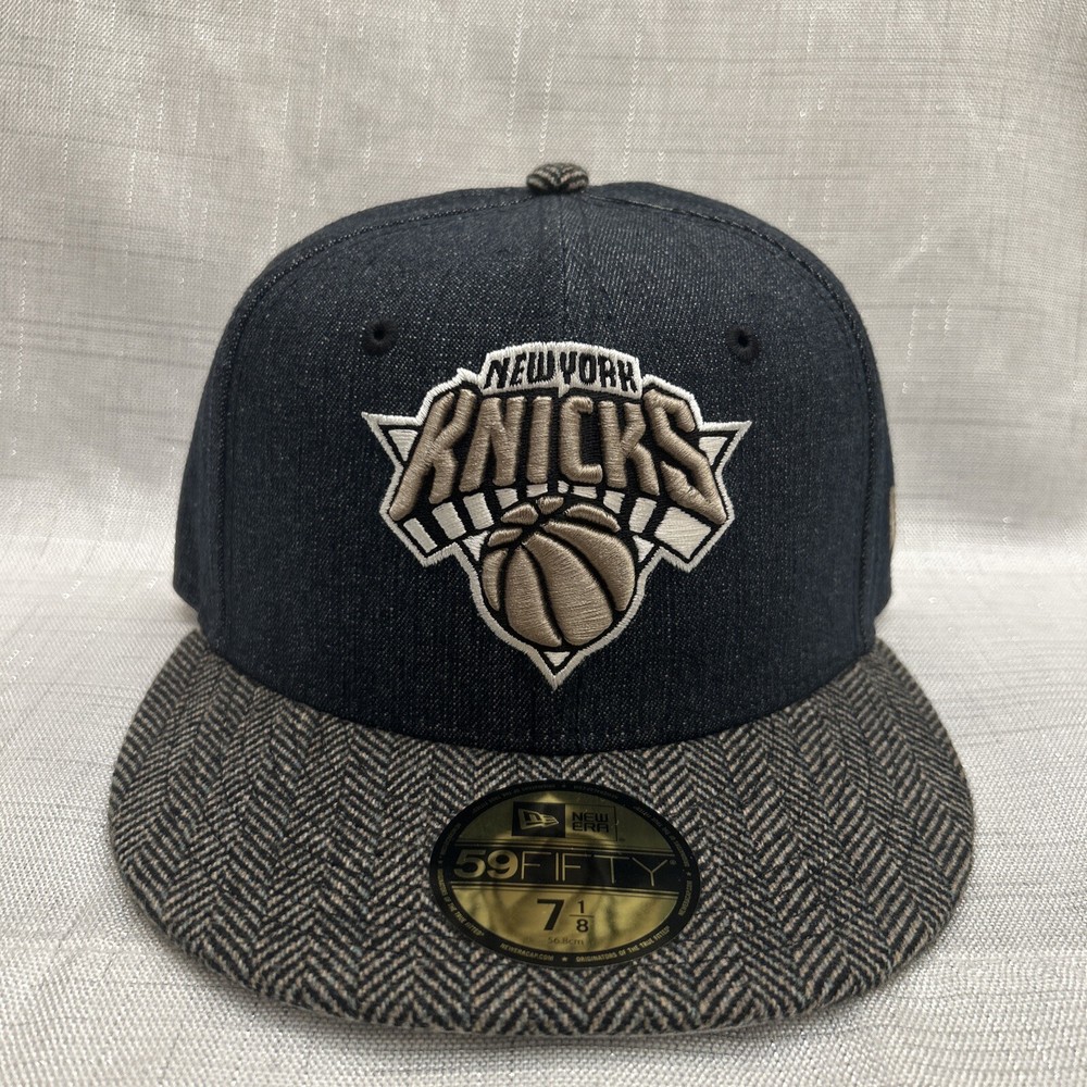 New York Knicks Hat Size 7 1/8 Denim Black Gray 59Fifty New Era NBA Fitted Cap