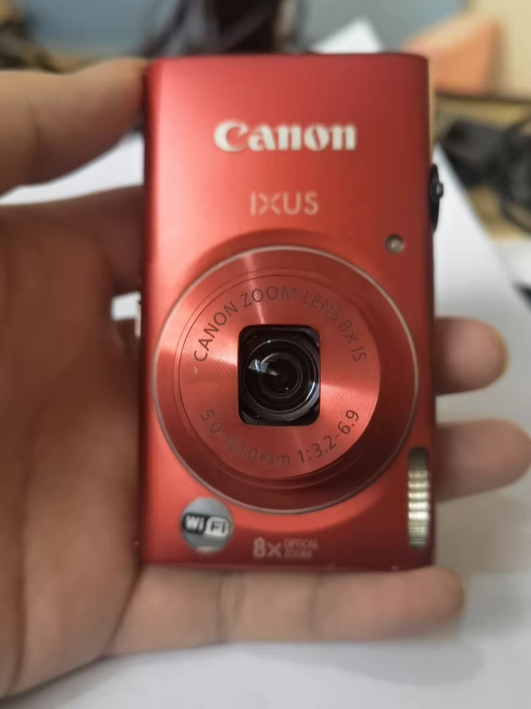 Canon PowerShot ELPH 130 IXUS 140 Compact Digital Camera with Advanced Features