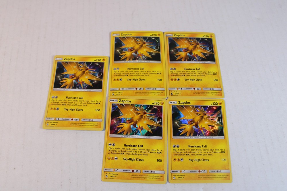 Zapdos Holo 24/68 Hidden Fates Sun Moon Pokemon Card NM