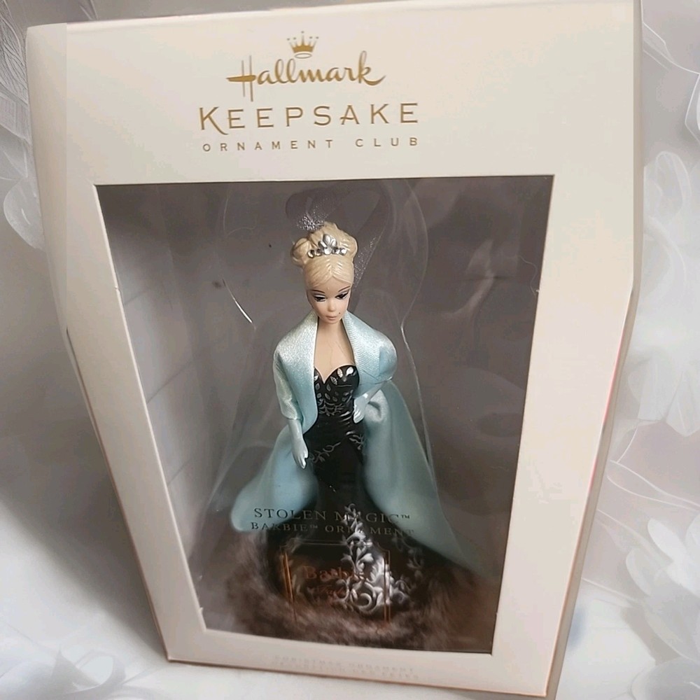2006 Hallmark Keepsake Stolen Magic Barbie Ornament Fashion Model Collection