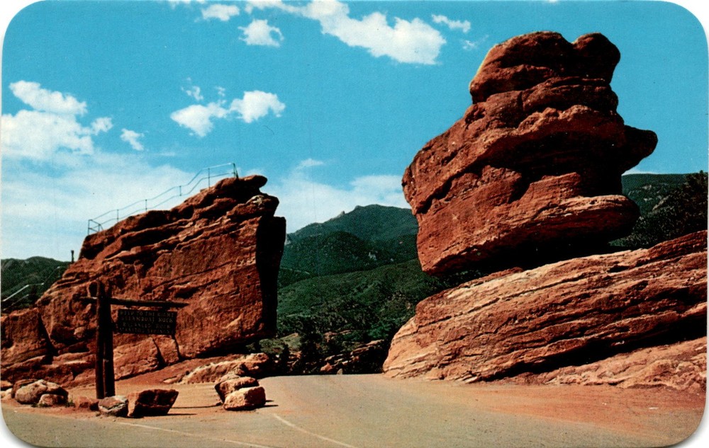 Balanced Rock, Steamboat Rocks, Garden of the Gods, Colorado Springs, Postcard