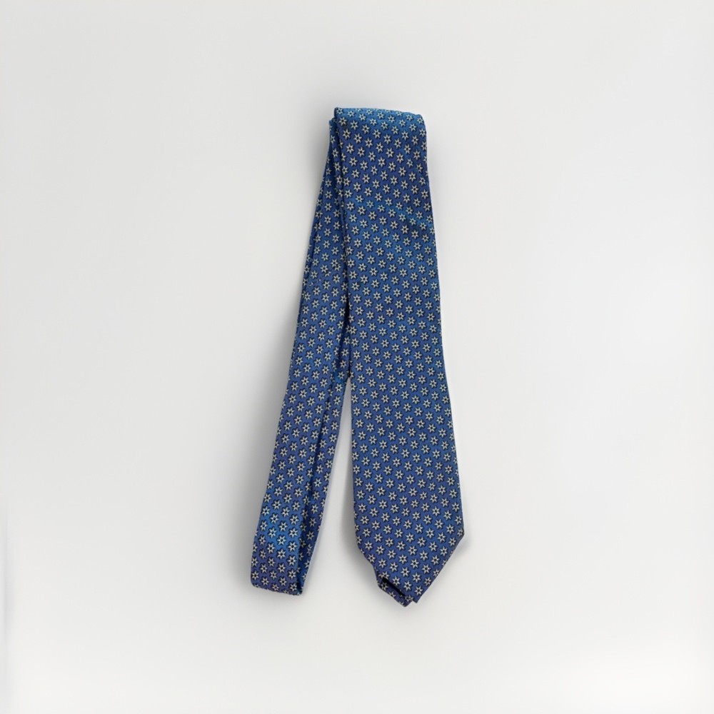 Vineyard Vines Necktie Snowflake Winter Print Silk Classic Men's Tie