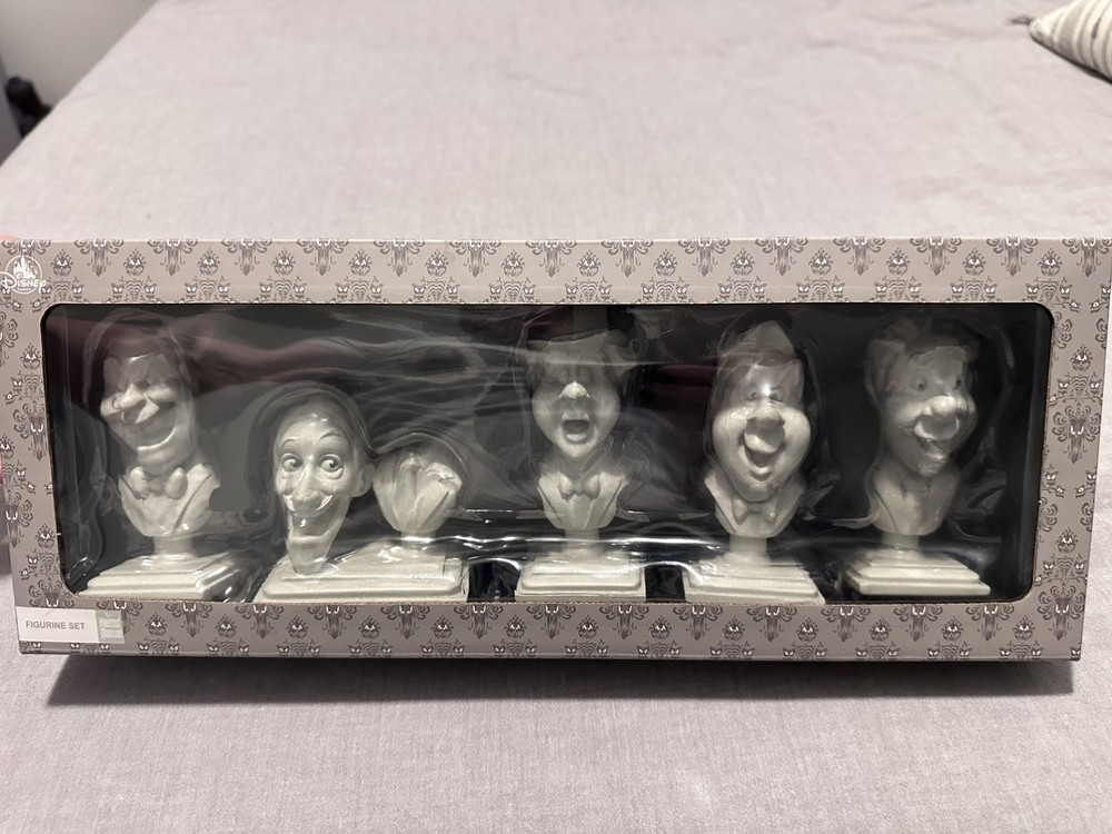 Walt Disney Disneyland Haunted Mansion Singing Ghosts Busts Figurine Set￼