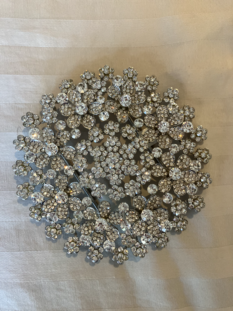 NEW WITH TAGS: Large Silver-Tone 5