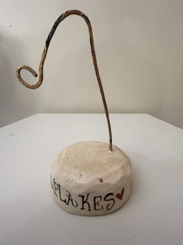 Vintage 1998 House Of Hatten D Calla “CHASING SNOWFLAKES” Ornament Holder