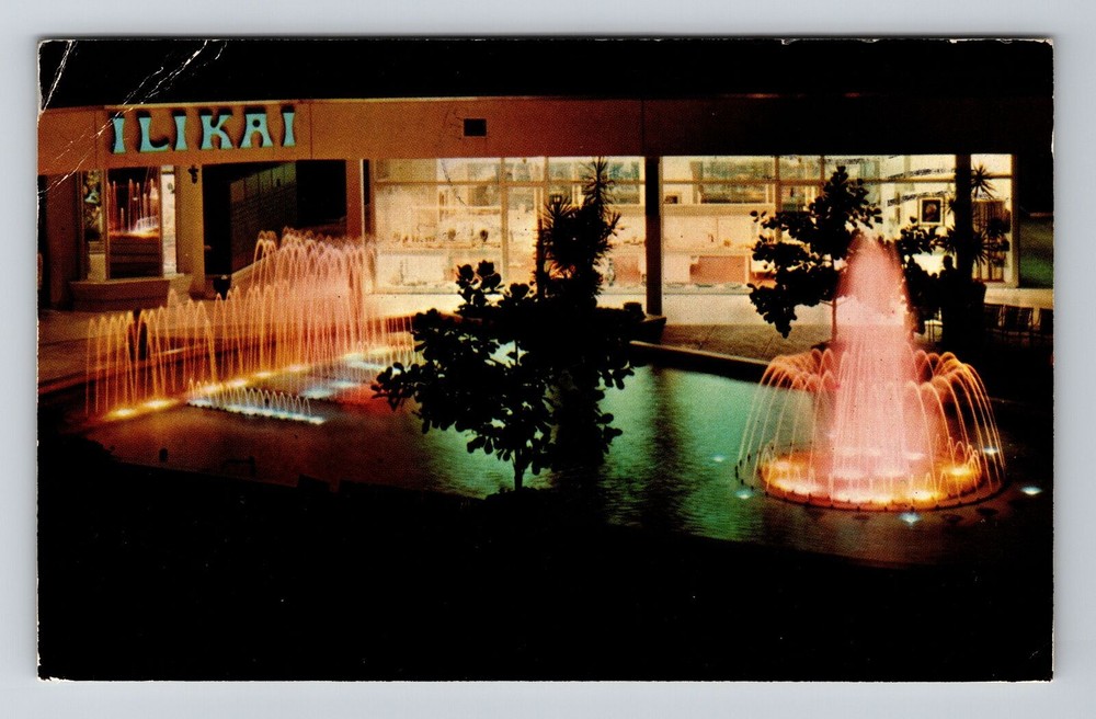 Waikiki Hawaii Fountains with Colored Lights 1971 Vintage Postcard