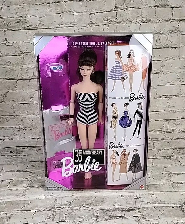 Barbie 35th Anniversary Brunette doll 1959 Reproduction #11782 1993 New in Box