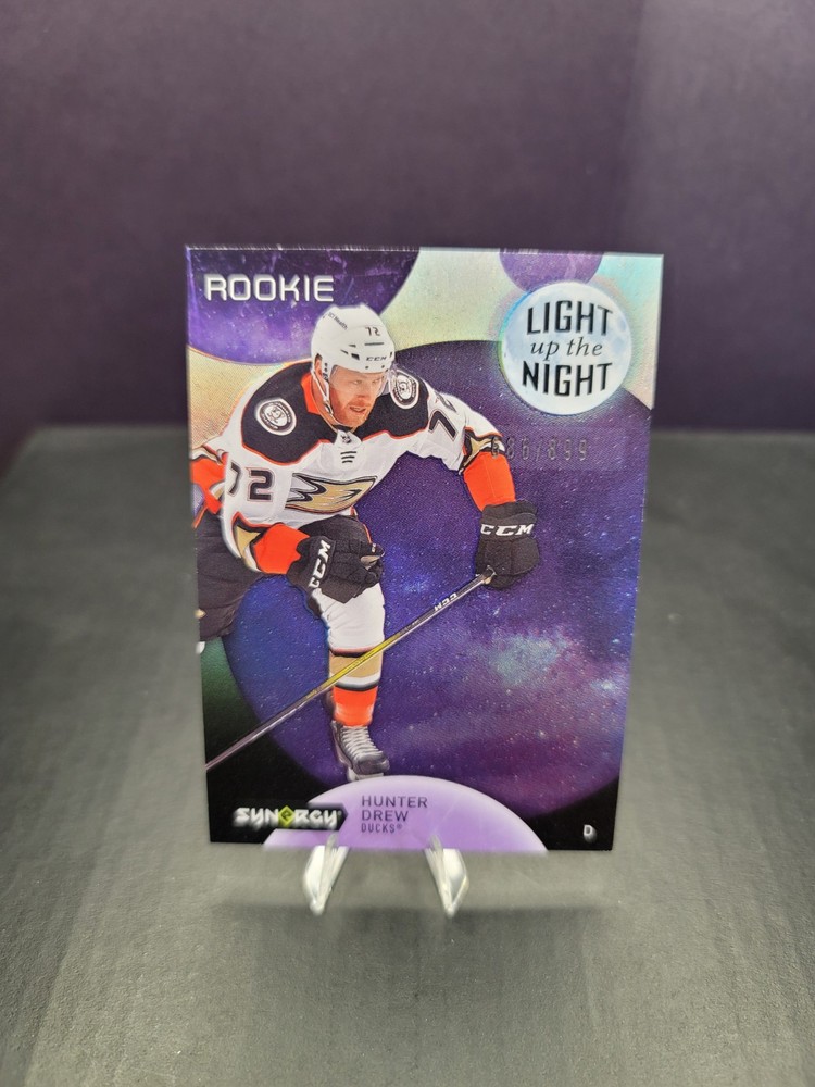 2022-23 Upper Deck Synergy Light Up The Night Hunter Drew Rookie #686/899 RC