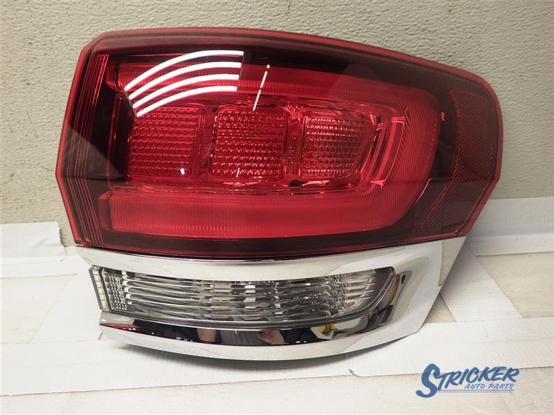 Jeep Grand Cherokee 2020 Right Tail Light Assembly Limited 68471328AA P09885