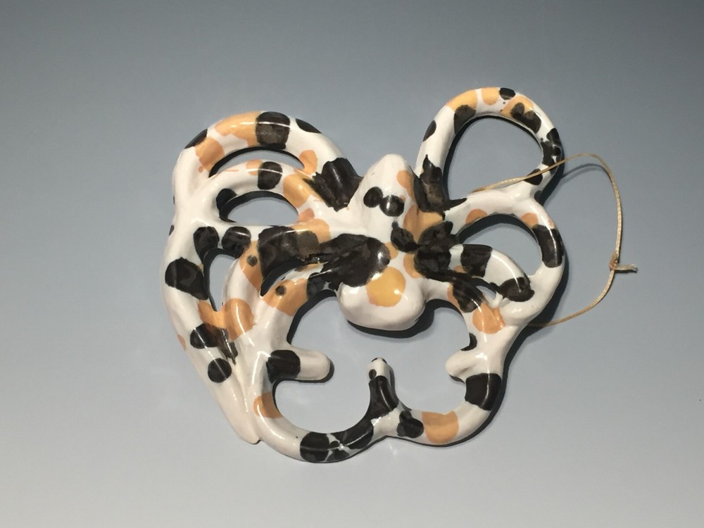 ceramics handmade pottery functional art of apprentice of Toshiko Takaezu