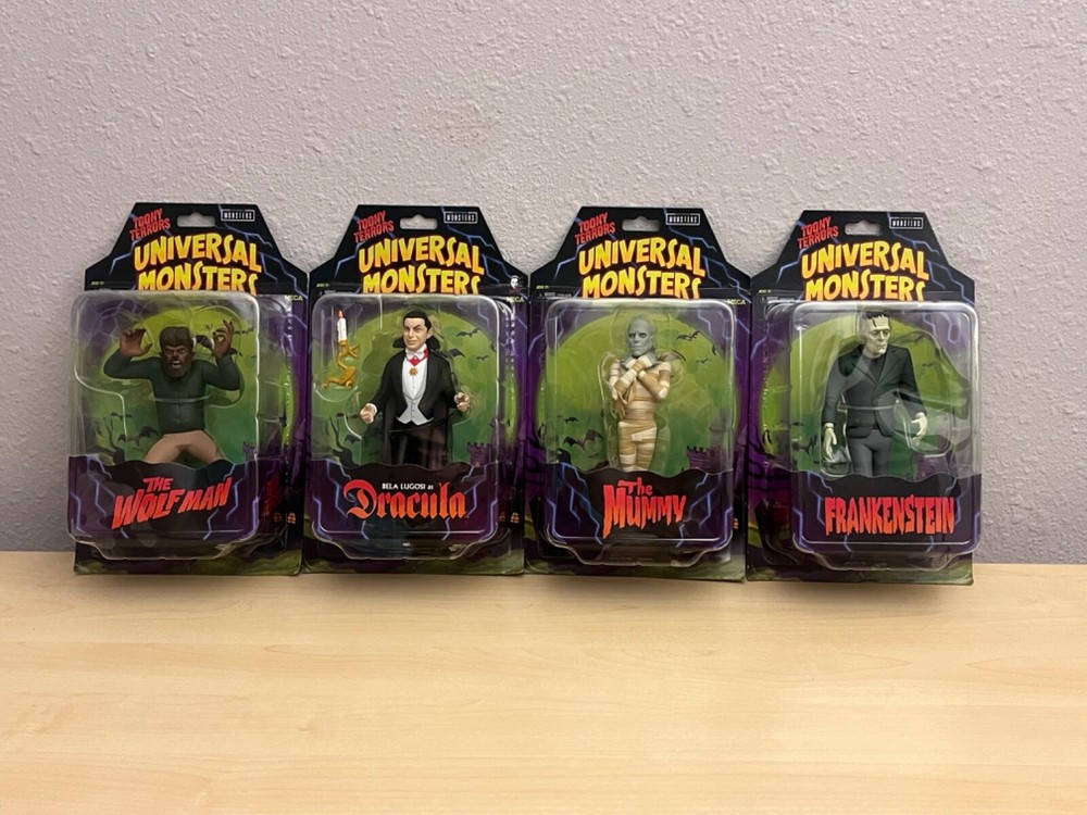 NECA Toony Terrors Universal Monsters Complete Set Of 4 Dracula Frankenstein NEW