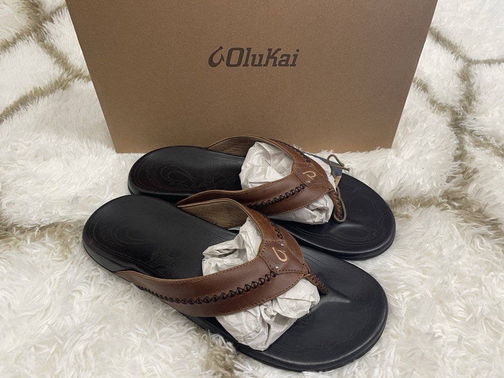 *NIB*OluKai Men's Size 12 Mea Ola Leather Beach Outdoor Sandals - Tan/Dark Java