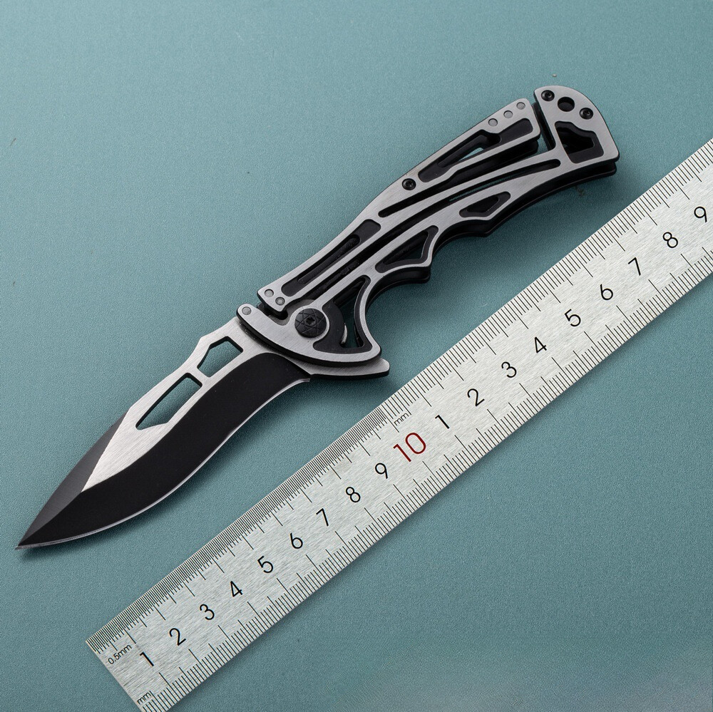 Compact folding outdoor knife for camping and self-defense