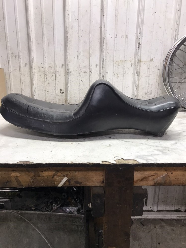 96 Harley XL883 XL 883 Sportster Hugger Seat