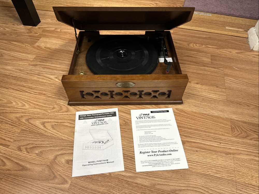 Pyle PVNTT6UMT Vintage Style Wood Grain TURNTABLE - Built In Speaker LIGHT USE