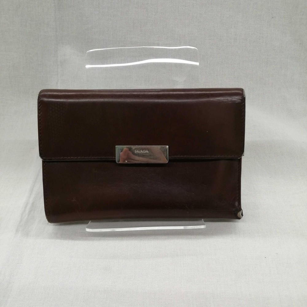 Prada Leather Trifold Wallet for Men Stylish Compact Design
