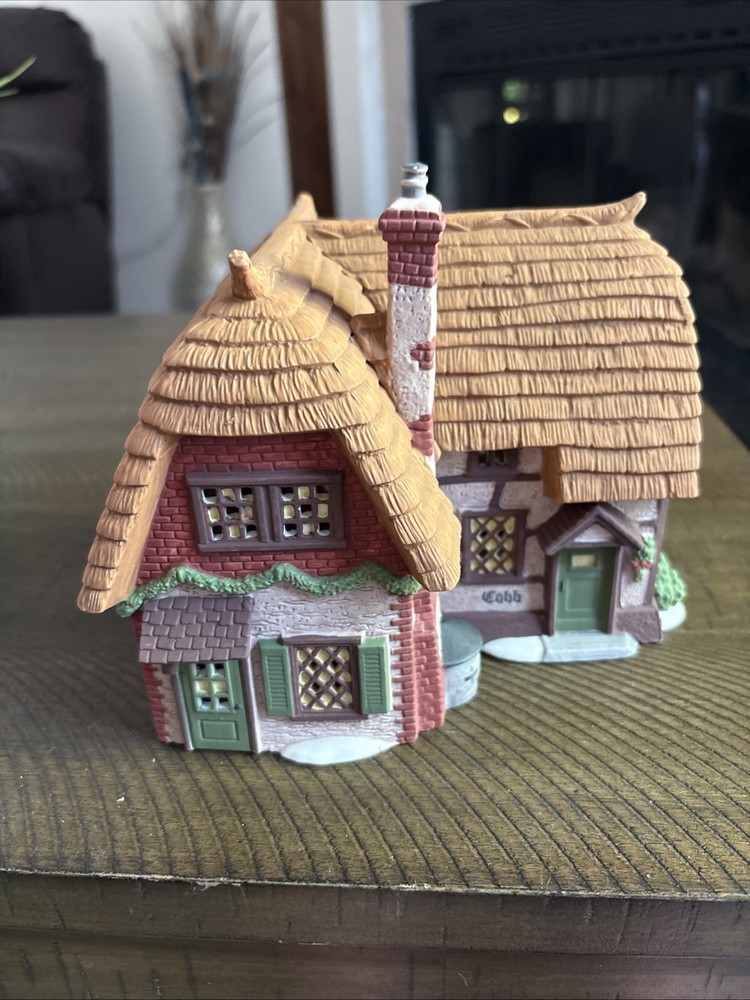 Dept 56 Heritage Dickens Village Series “Cobb Cottage” 5824-6 1994 Vintage