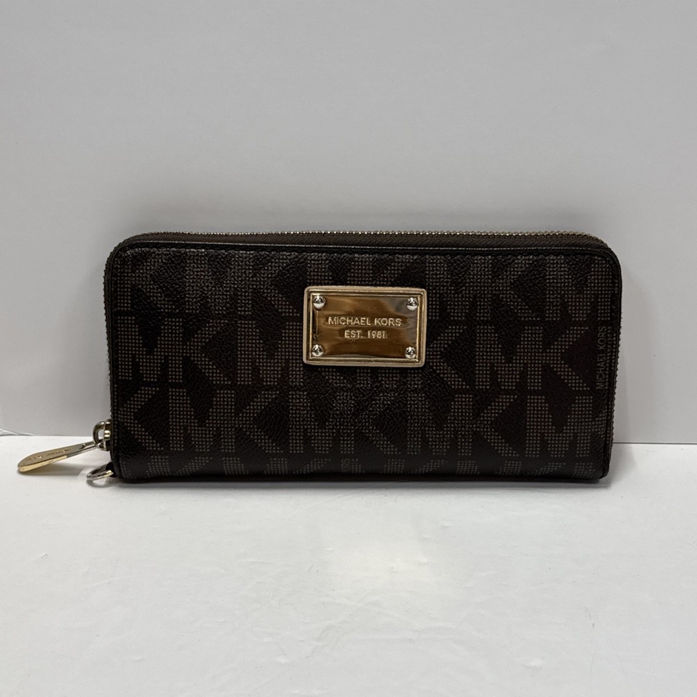 Michael Kors MK Signature Zip Around Full Size Wallet Brown