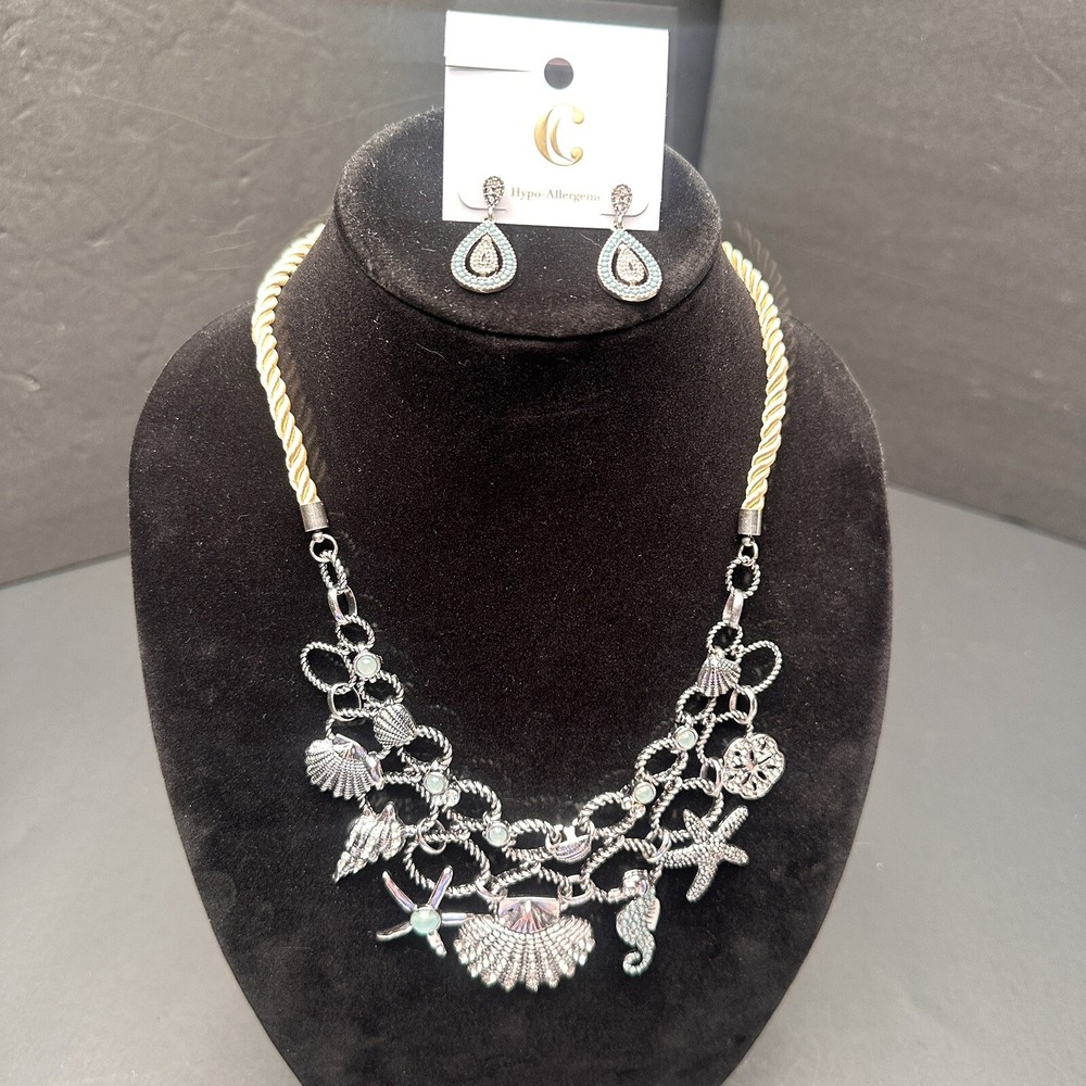 Charming Charlie Signed Khaki Rope & Blue Silver Beach Necklace Earring Set