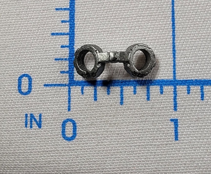 Hasbro Star Wars Male Handcuffs Prop Fodder 3.75