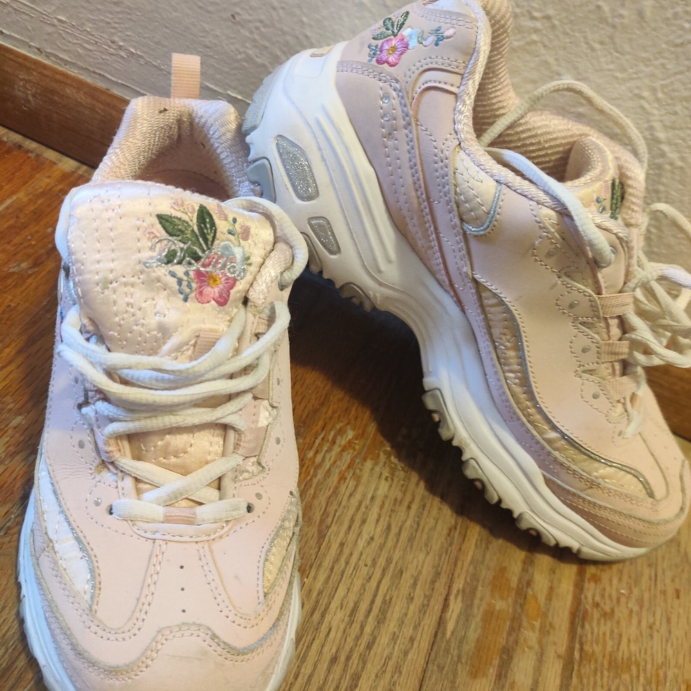 Sketchers Pink Leather D'lites Sz 7.5 With Bling Embellishments & Bright Flowers