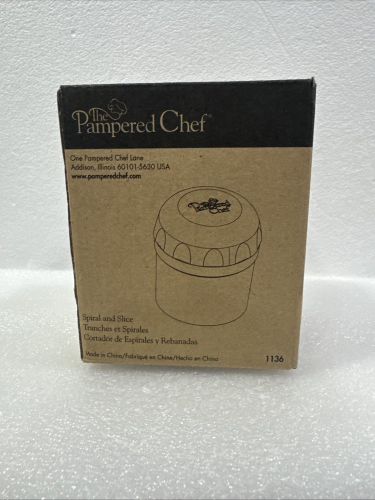NEW Pampered Chef Spiral and Slice #1136 Kitchen Tool White Color