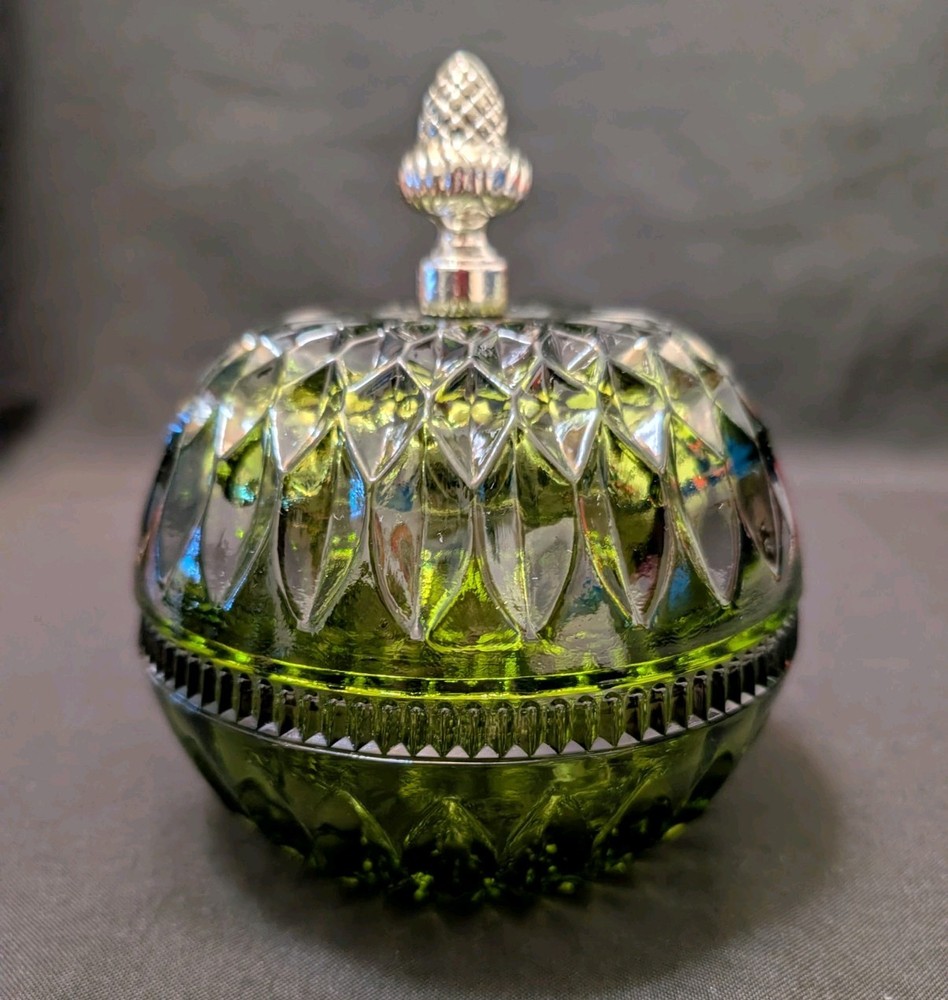 Vintage Indiana Glass Mount Vernon Green Candy Dish With Acorn Topped Lid