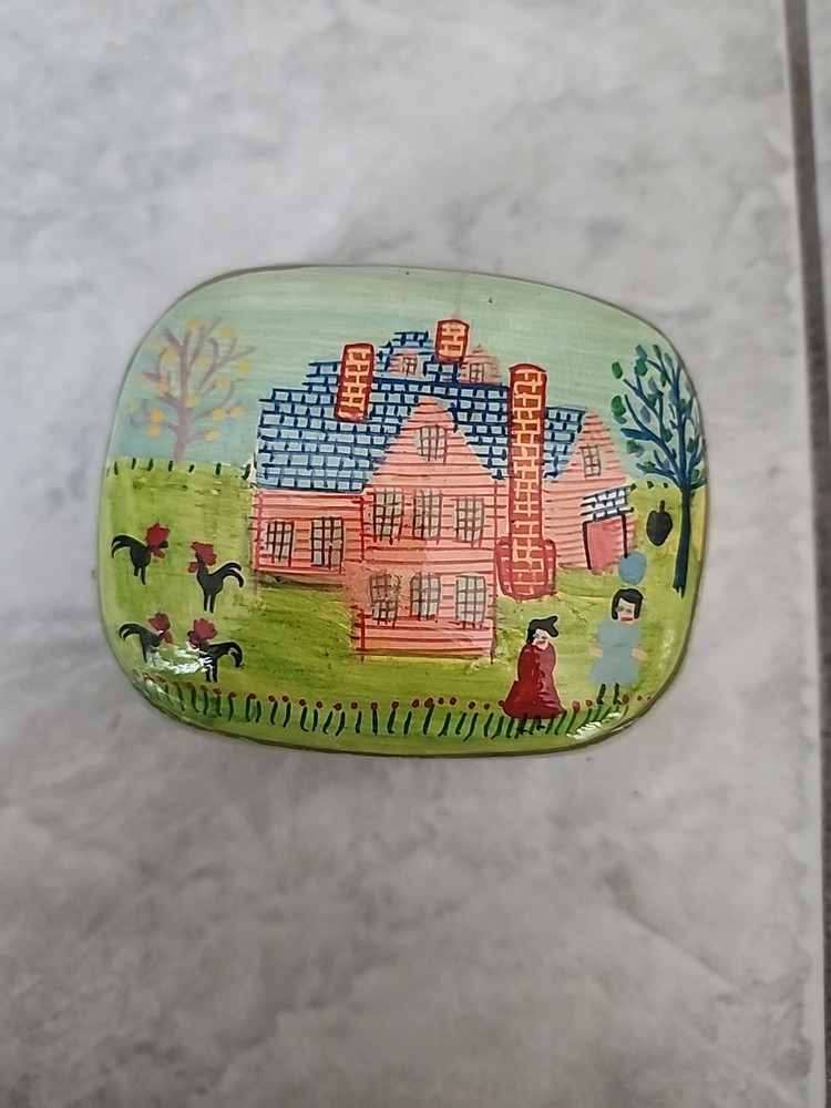 Vintage Folk Art Handmade Hand Painted Paper Mache Trinket Box Kashmir India
