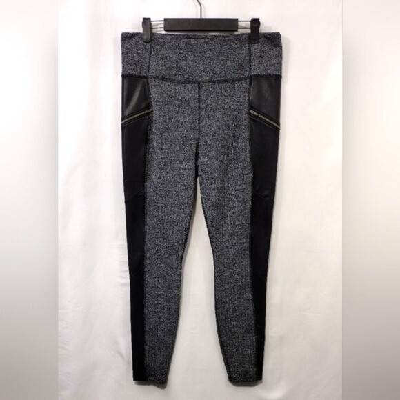 Athleta Herringbone Luxe Metro Drifter Leggings for Women in Gray Black Athletic Style