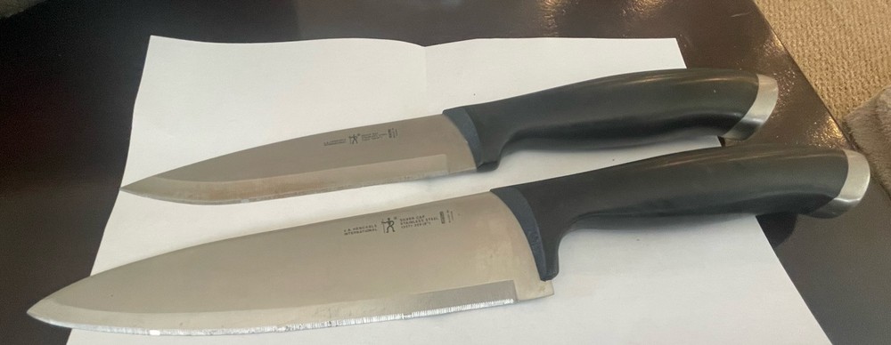 J.A. Henckels International 8-inch and 6-inch Knife Set | 13571-200 & 13570-150