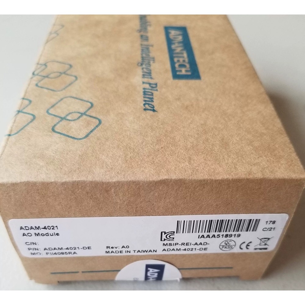 1pcs New Advantech ADAM-4021 Remote Analog Output Module Free shipping