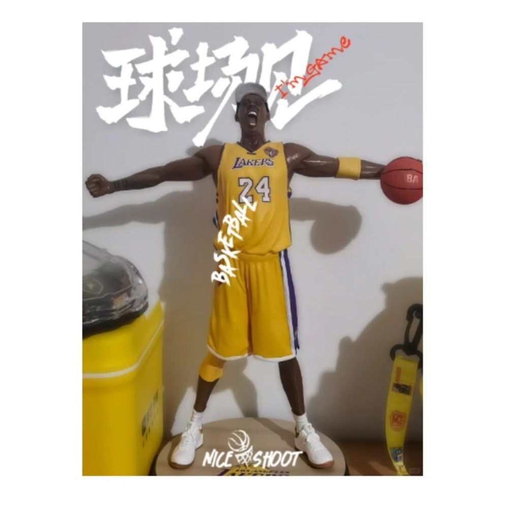 New Basketball Star Lakers Kobe Bryant Roaring 34cm PVC Figure Statue Boxed Gift