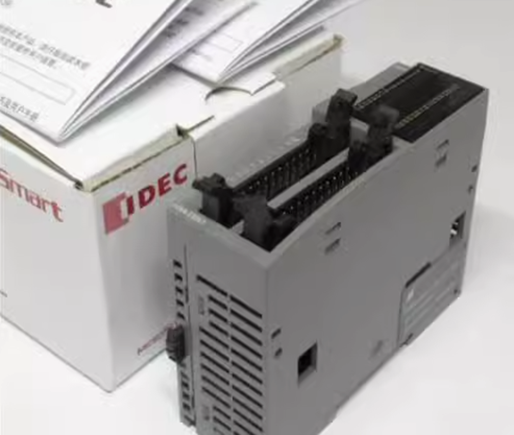 NEW IDEC FC6A-SIF52 Programmable Controller Communication Module