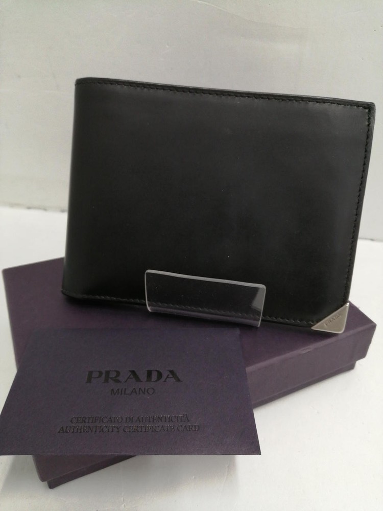 Prada M114 Genuine Leather Bifold Wallet for Men