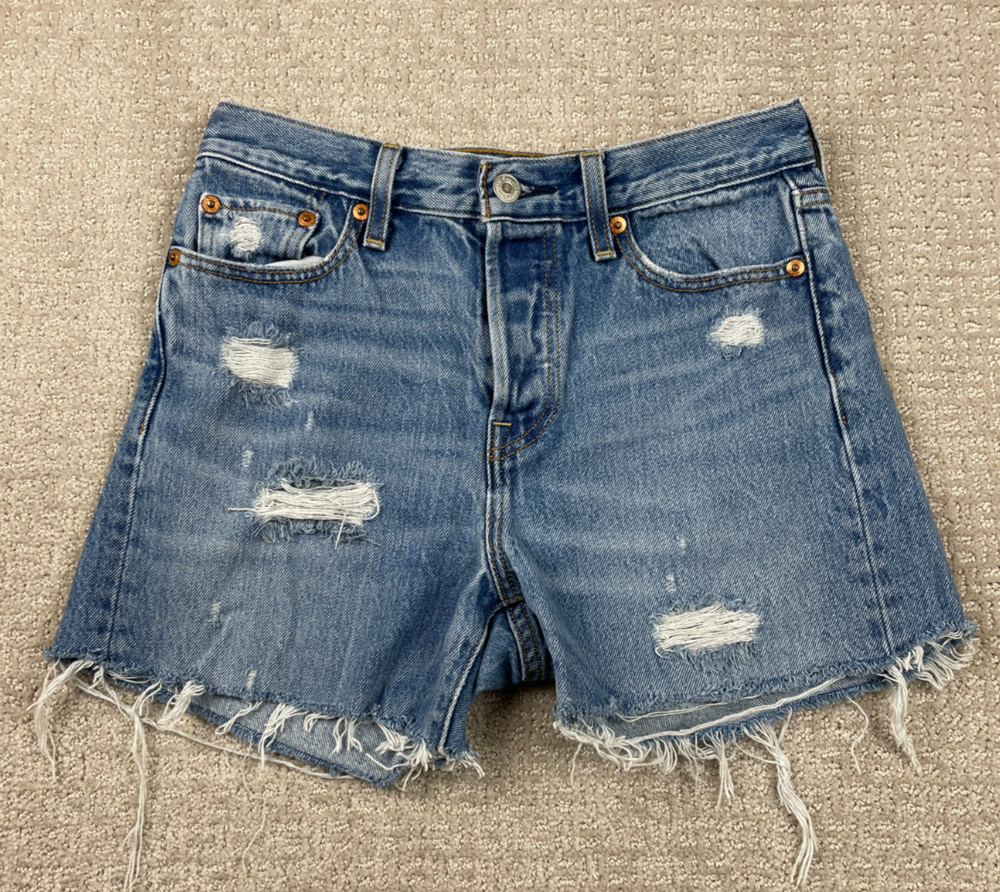 Levis 501 Shorts Womens Size 26 Distressed Denim Button Fly Daisy Dukes Raw Hem