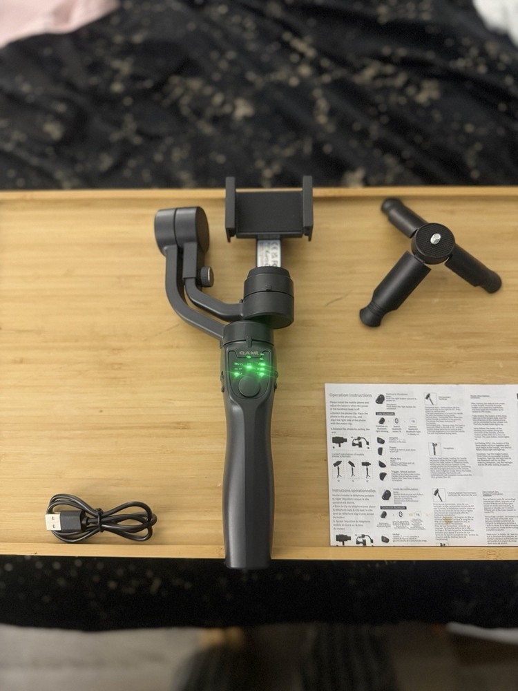 QAML 3-Axis Smartphone Gimbal Stabilizer Handheld Bluetooth Anti-Shake F8