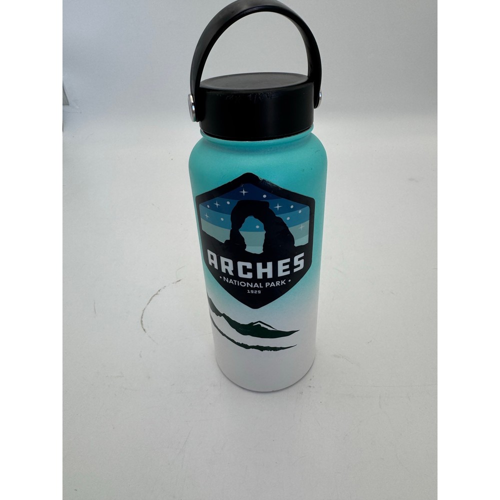 Hydro Flask 32oz Wide Mouth Water Bottle Green Mountain Design
