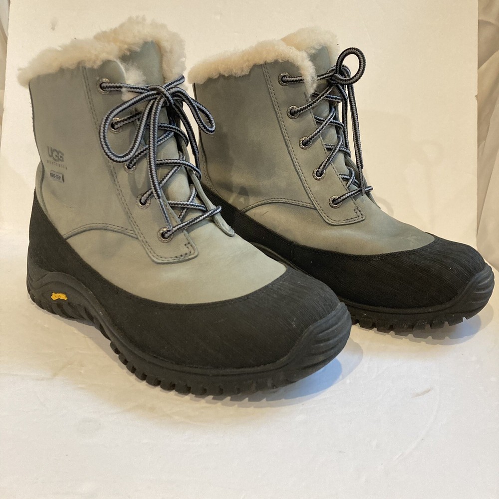UGG Woman’s Gray Lace Up Waterproof Suede Mid Rise Boots Sz 8 5472 Gore-Tex