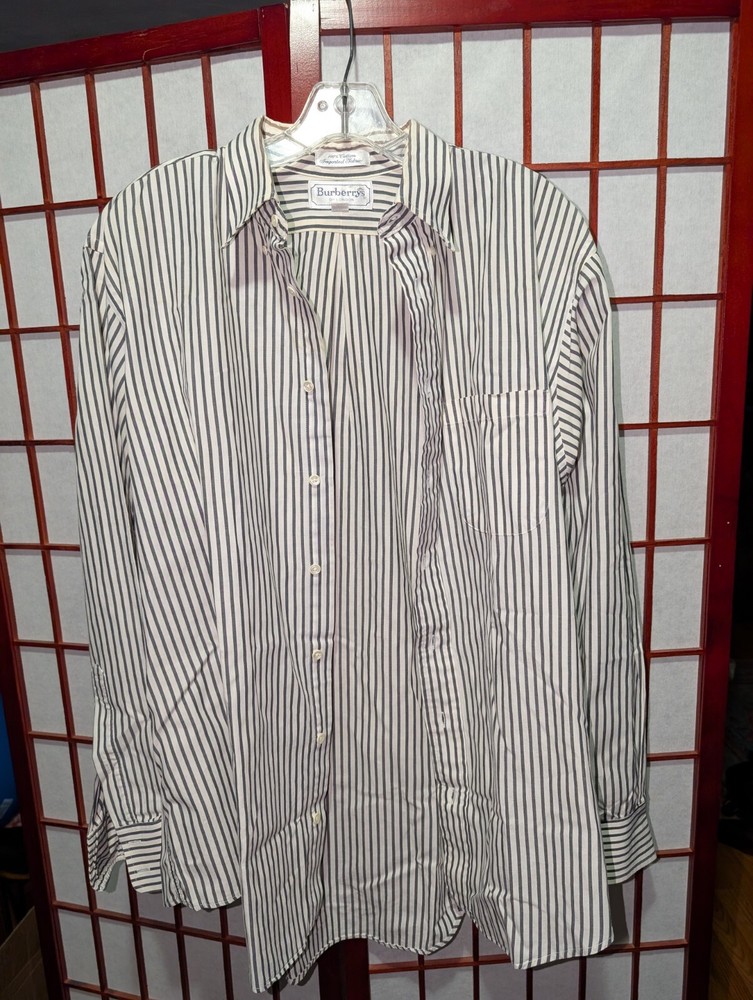 Burberry Of London Button Down Shirt Mens 17 / 35 White Gray Stripe USA Vintage