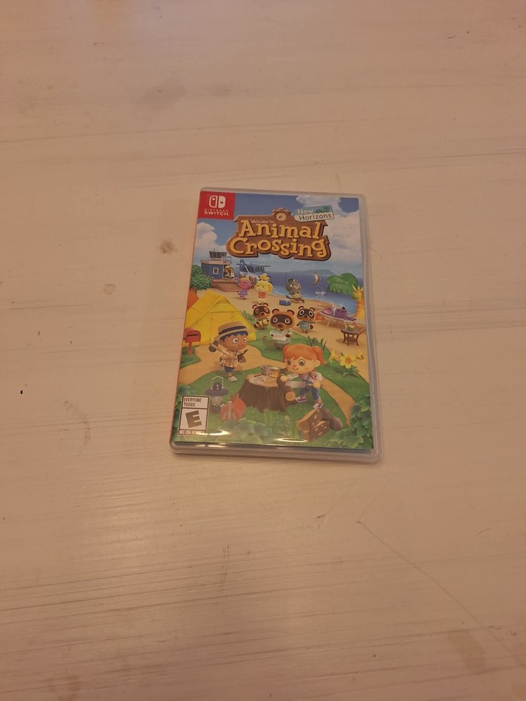Animal Crossing: New Horizons – Complete in Case – Great Condition