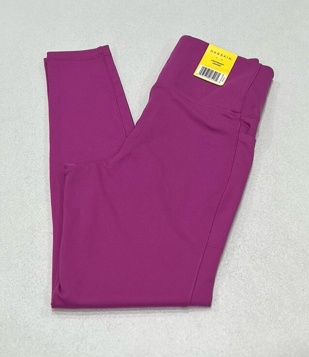 Danskin Womens Lightweight Active 7/8 Legging in Meadow Mauve Size S
