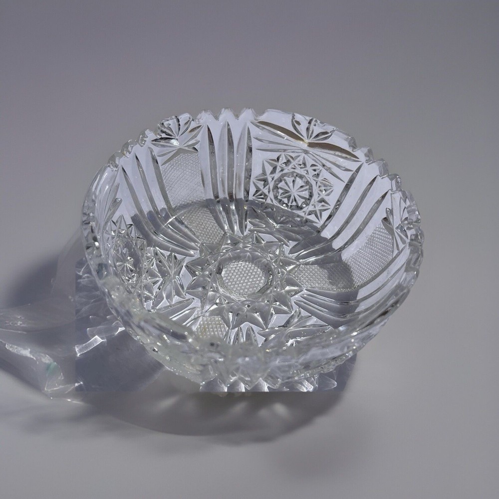 Crystal Clear Glass Serving Bowl for Elegant Dining and Entertaining
