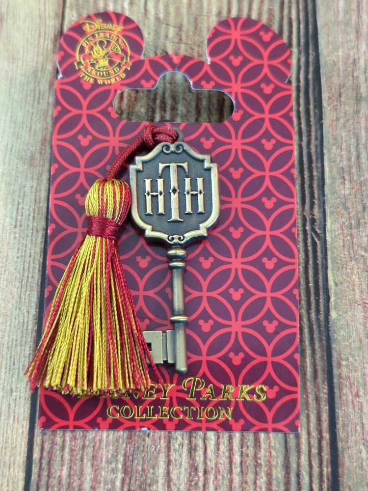 Disney Hollywood Tower Of Terror Hotel HTH Hotel Key With Colored Tassle Pin NEW
