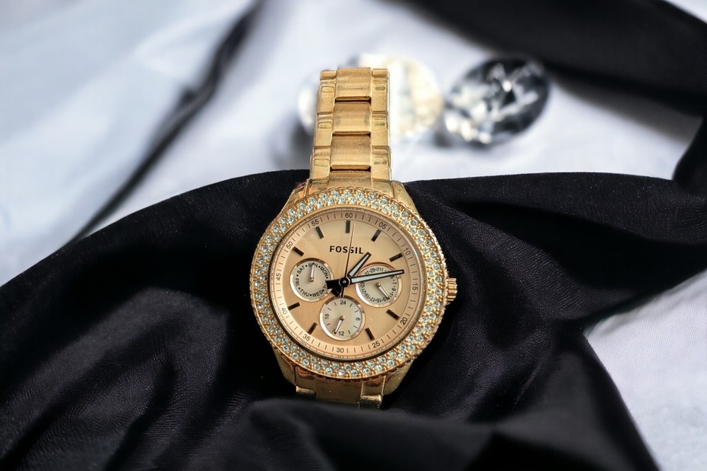 Fossil ES3003 Gold Tone With Crystal Encrusted Bezel Multifunction New Battery