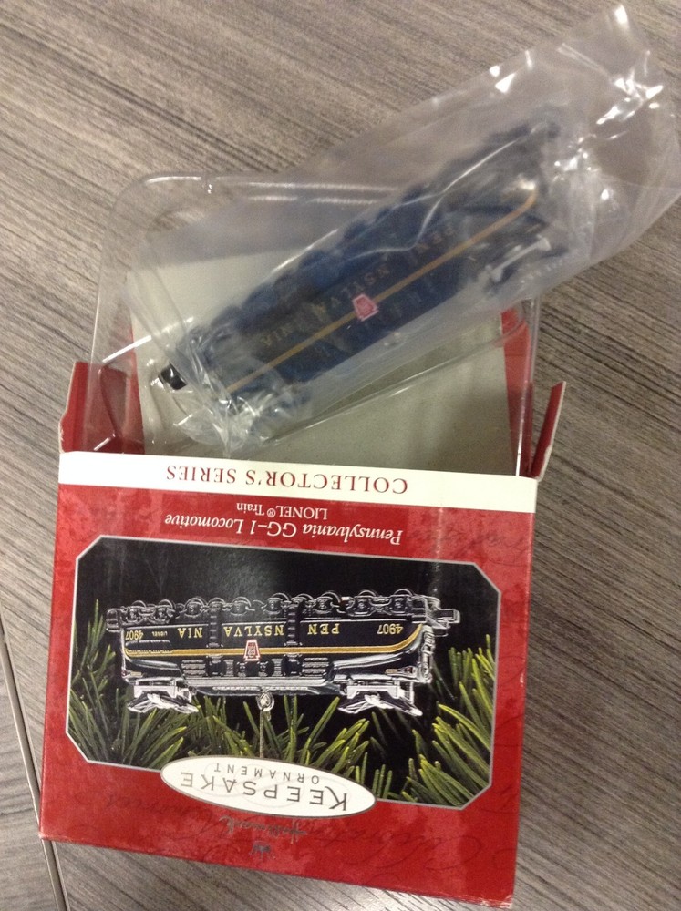 Hallmark 1998 Lionel Pennsylvania GG-1 Locomotive Train Keepsake Ornament