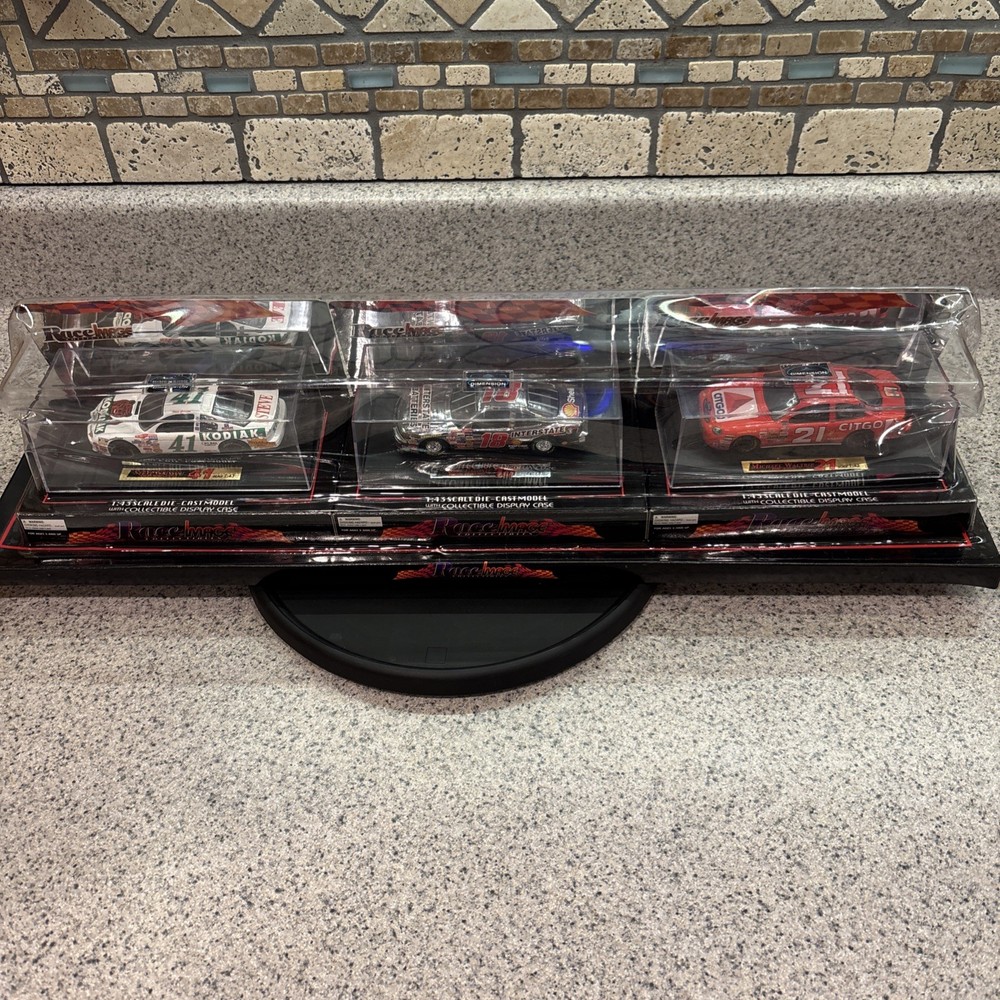 Race Image Collectibles 1:43 Scale Die Cast Model w/ Collectible Display Case