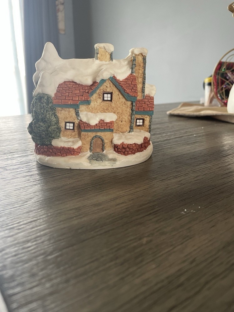 Miniature Ceramic Christmas Village Set With Figurines