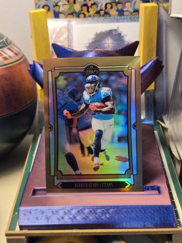 2019 Panini Legacy Football /35 Derrick Henry Premium Edition Bronze #97 Titans